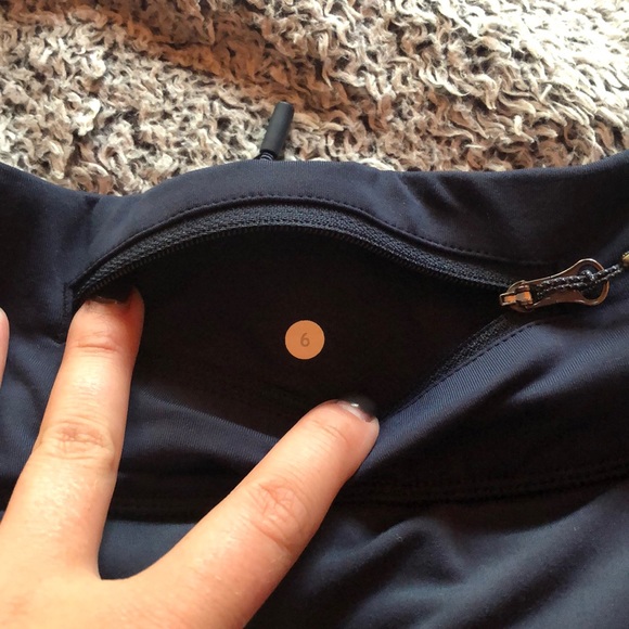 Lululemon pants/ leggings - Picture 7 of 8